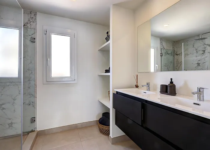 公寓 Cadiz - Gerenoveerd Met Groot Balkon & Zeezicht *